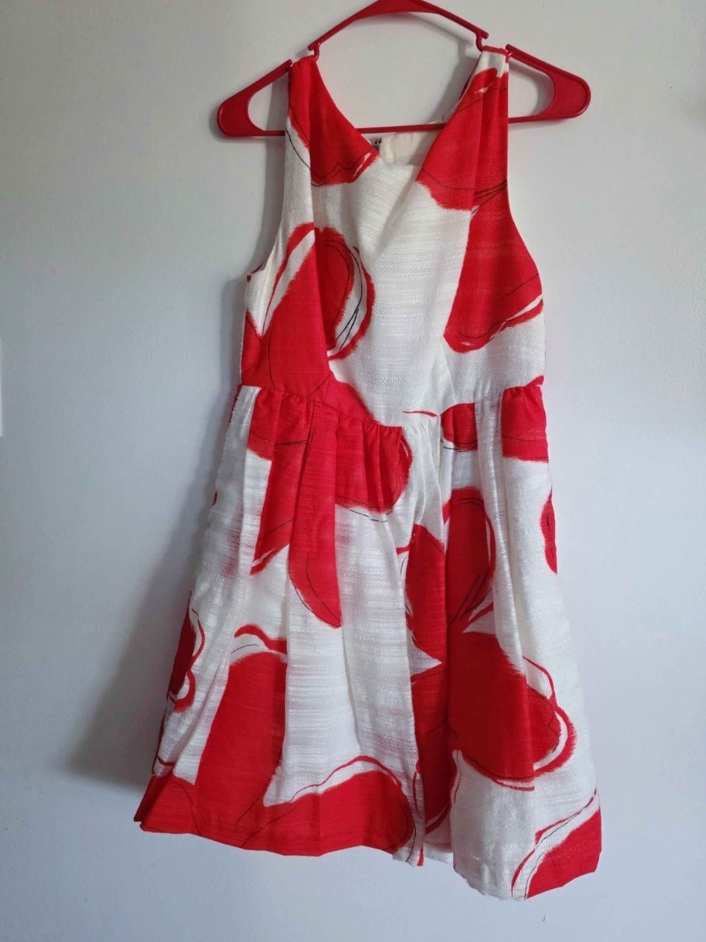 Alice + Olivia White Dress with Bold Red Floral Print